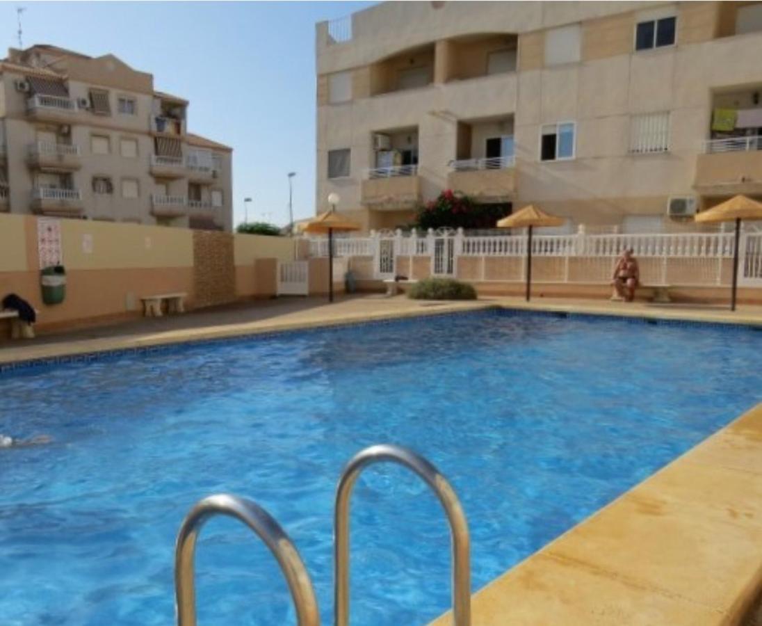 Bonito Apartamento De Dos Habitacion Y Piscina Torrevieja Ngoại thất bức ảnh